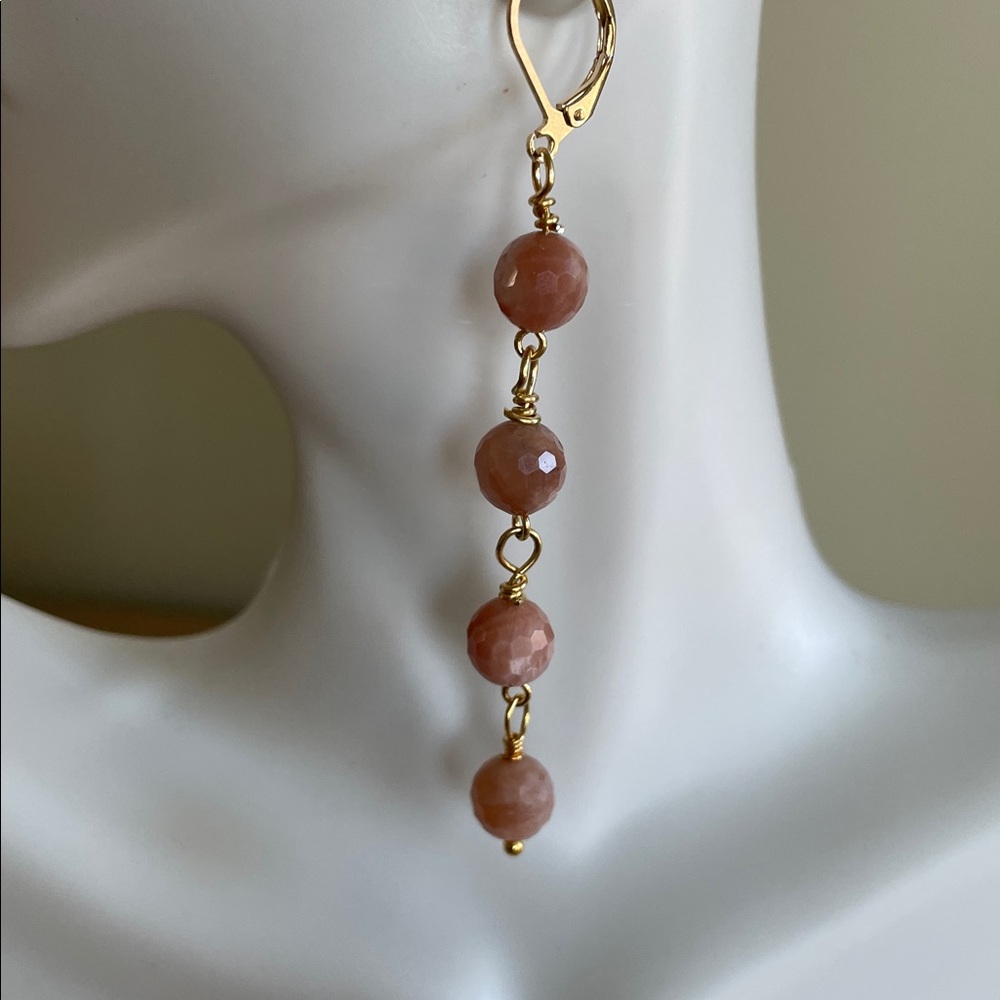 HAND CRAFTED FACETED SUNSTONE EARRINGS Cream Pink Gold Dangling Drops Bohemian